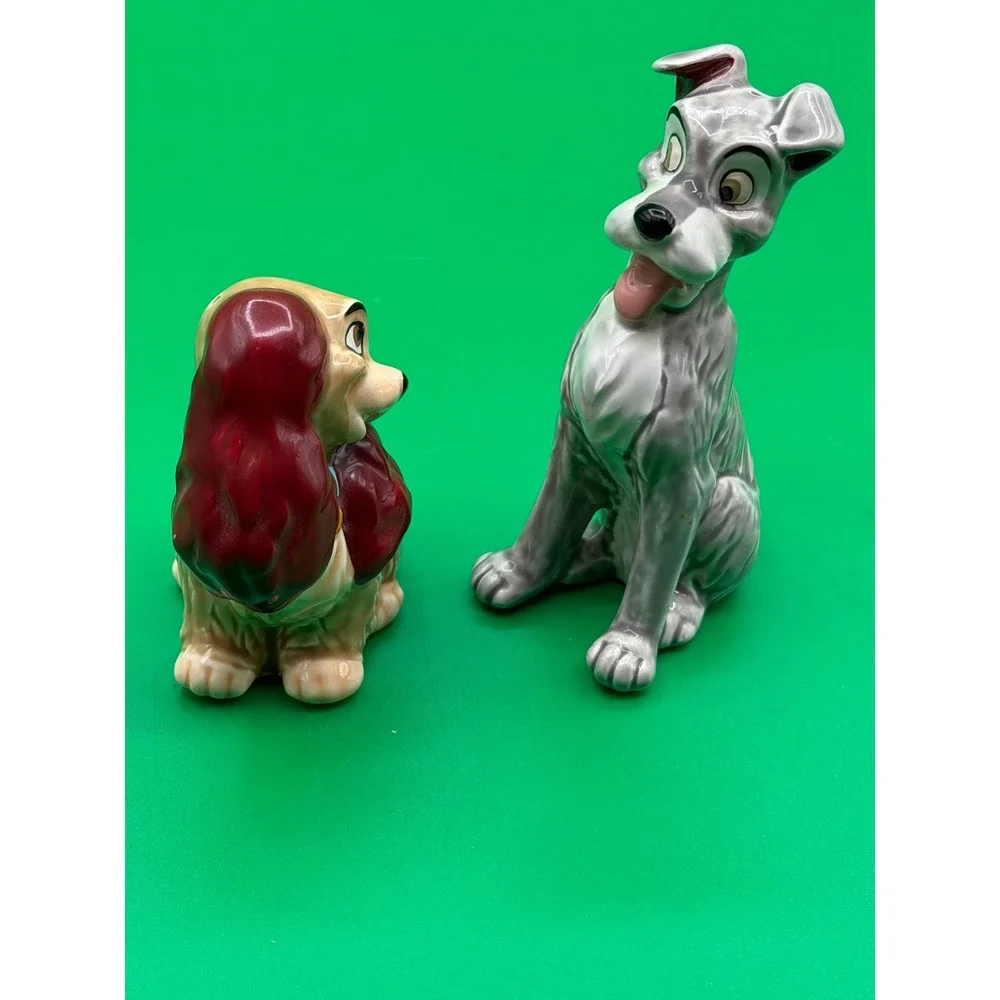 NE Disney Lady and the Tramp Ceramic Salt and Pepper Shaker Set VTG!